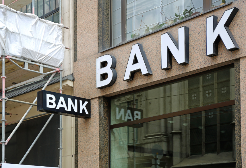 Newsfeed: Big U.S. banks’ second quarter profits to tumble on higher bad loan reserves